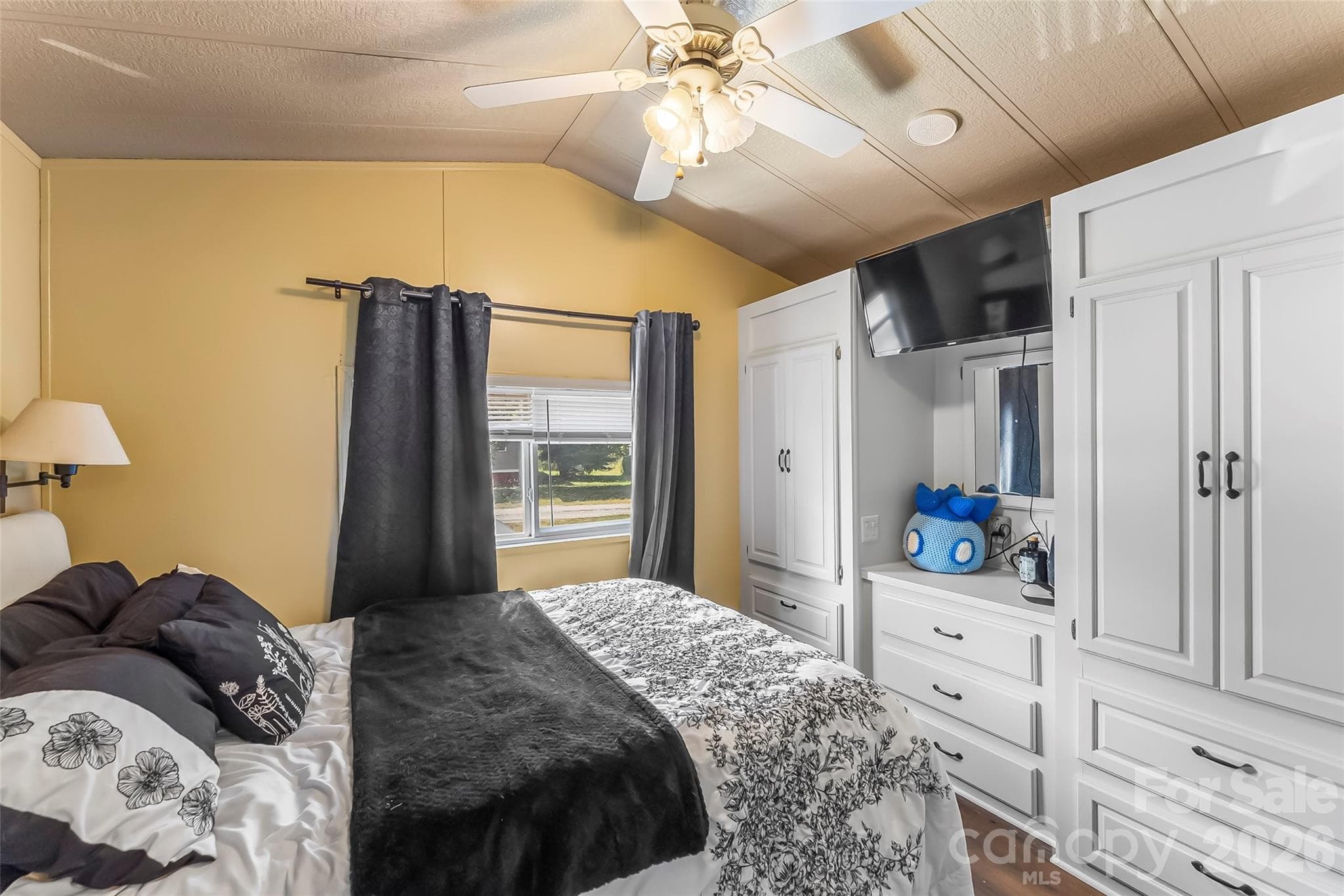 Single Family Residence at 315 Mallard Loop, Waynesville, photo 10 of 17