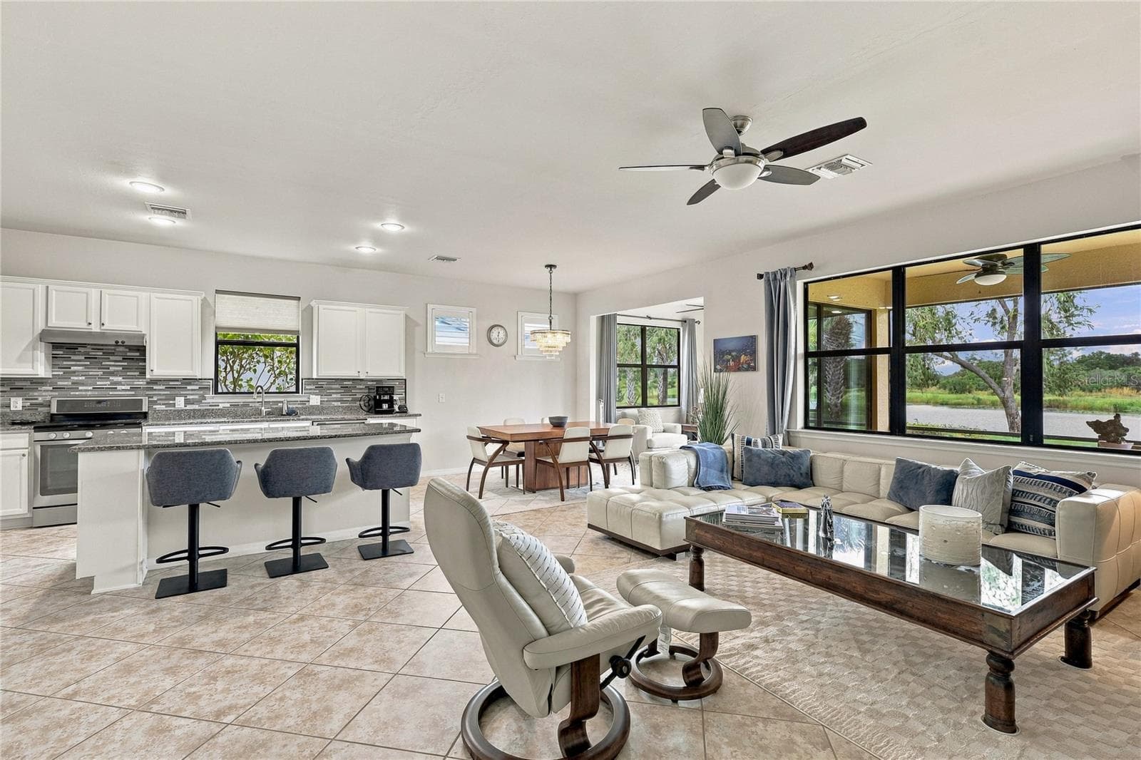Single Family Residence at 11170 SANDHILL PRESERVE DR, SARASOTA, photo 7 of 37