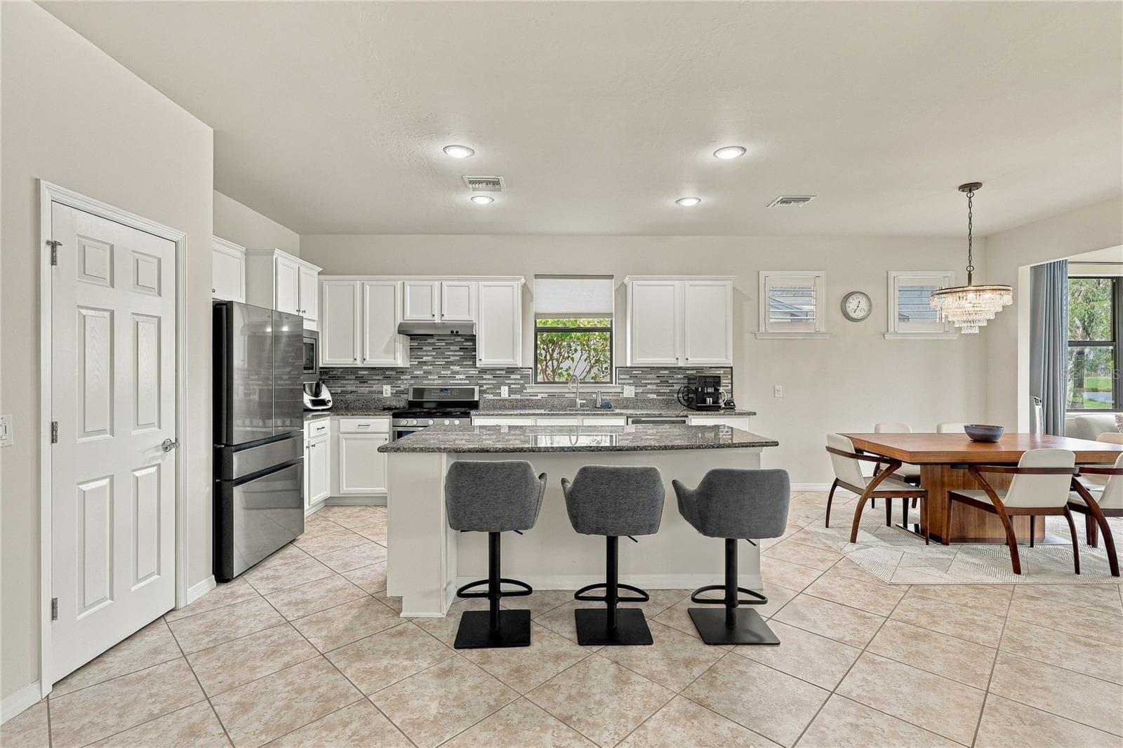 Single Family Residence at 11170 SANDHILL PRESERVE DR, SARASOTA, photo 8 of 37