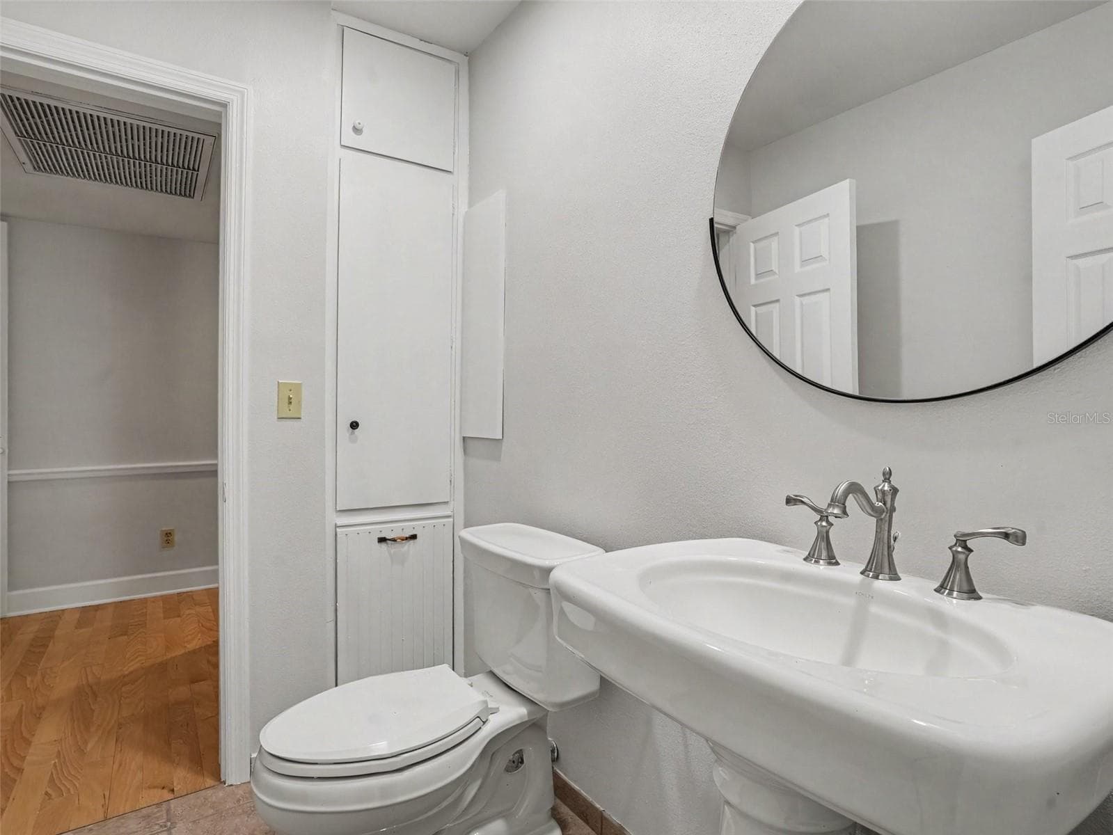 Single Family Residence at 520 LAUREL LN, LAKELAND, photo 18 of 27