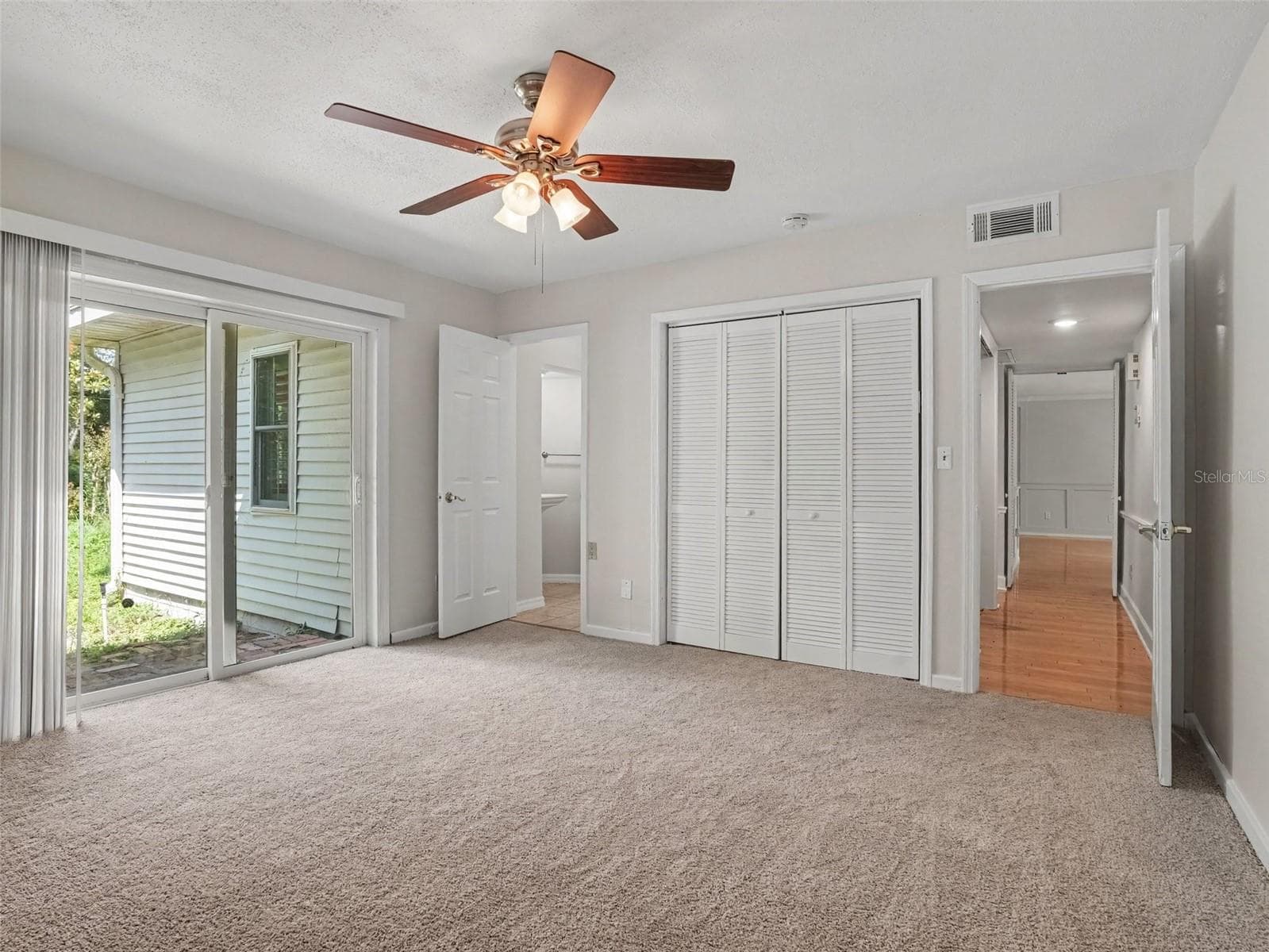 Single Family Residence at 520 LAUREL LN, LAKELAND, photo 21 of 27