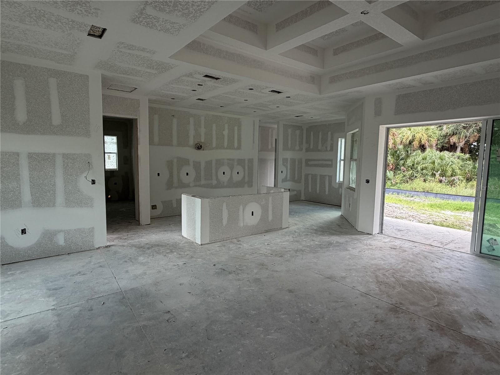 Open Area - 8233 GIVLIC LN, NORTH PORT