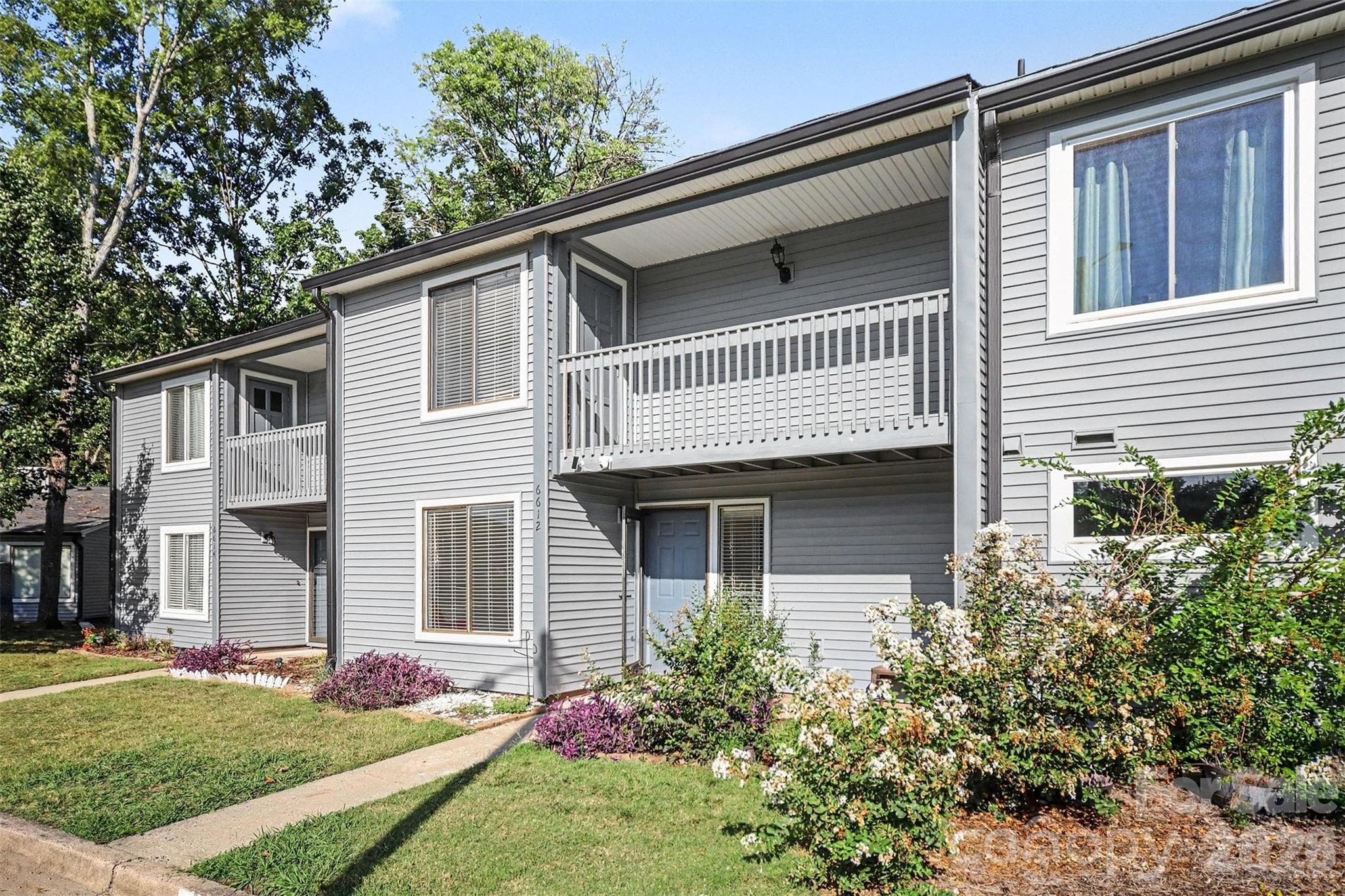 Condominium at 6612 Point Comfort Lane, Charlotte, photo 3 of 34