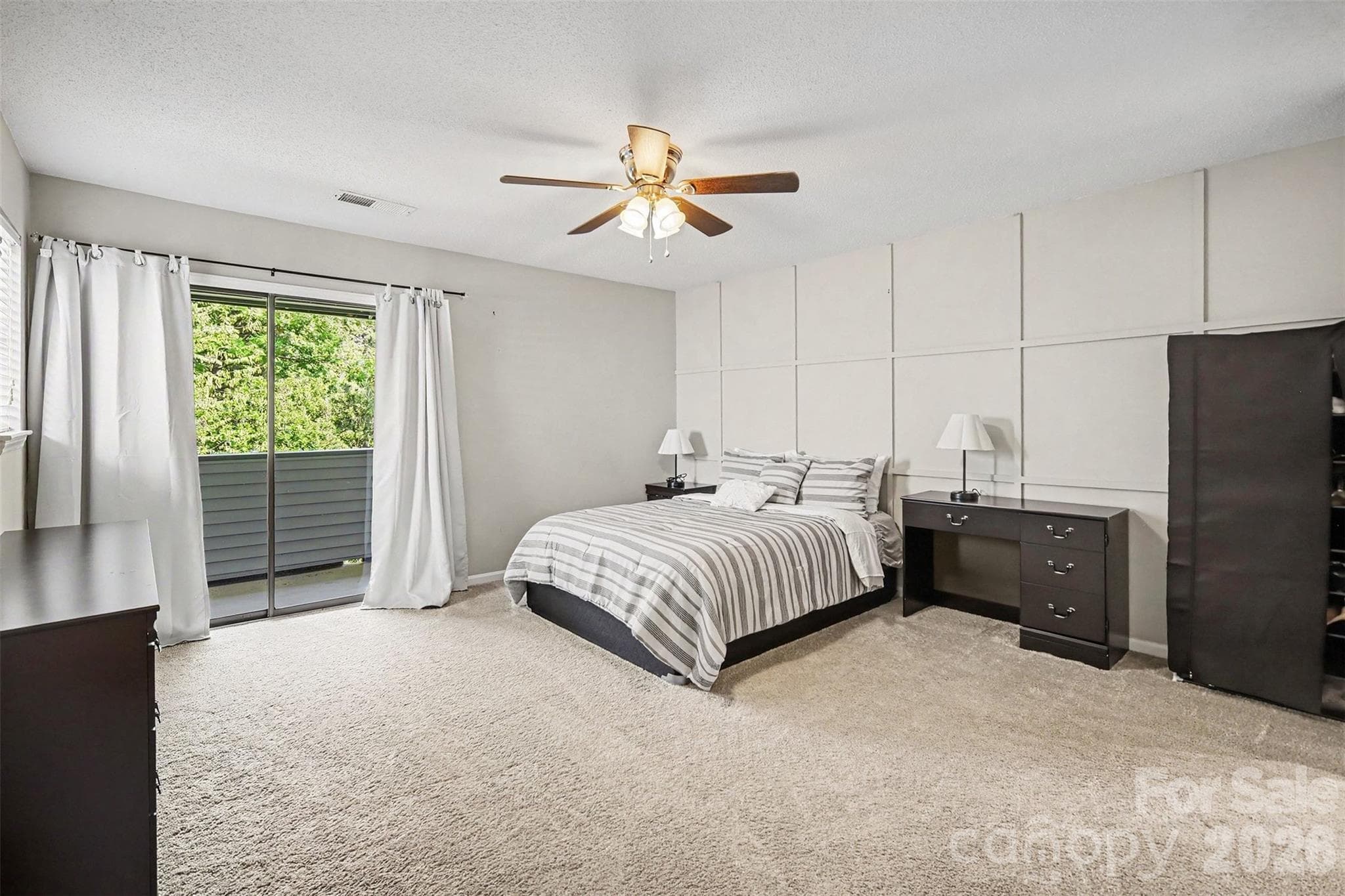 Condominium at 6612 Point Comfort Lane, Charlotte, photo 19 of 34