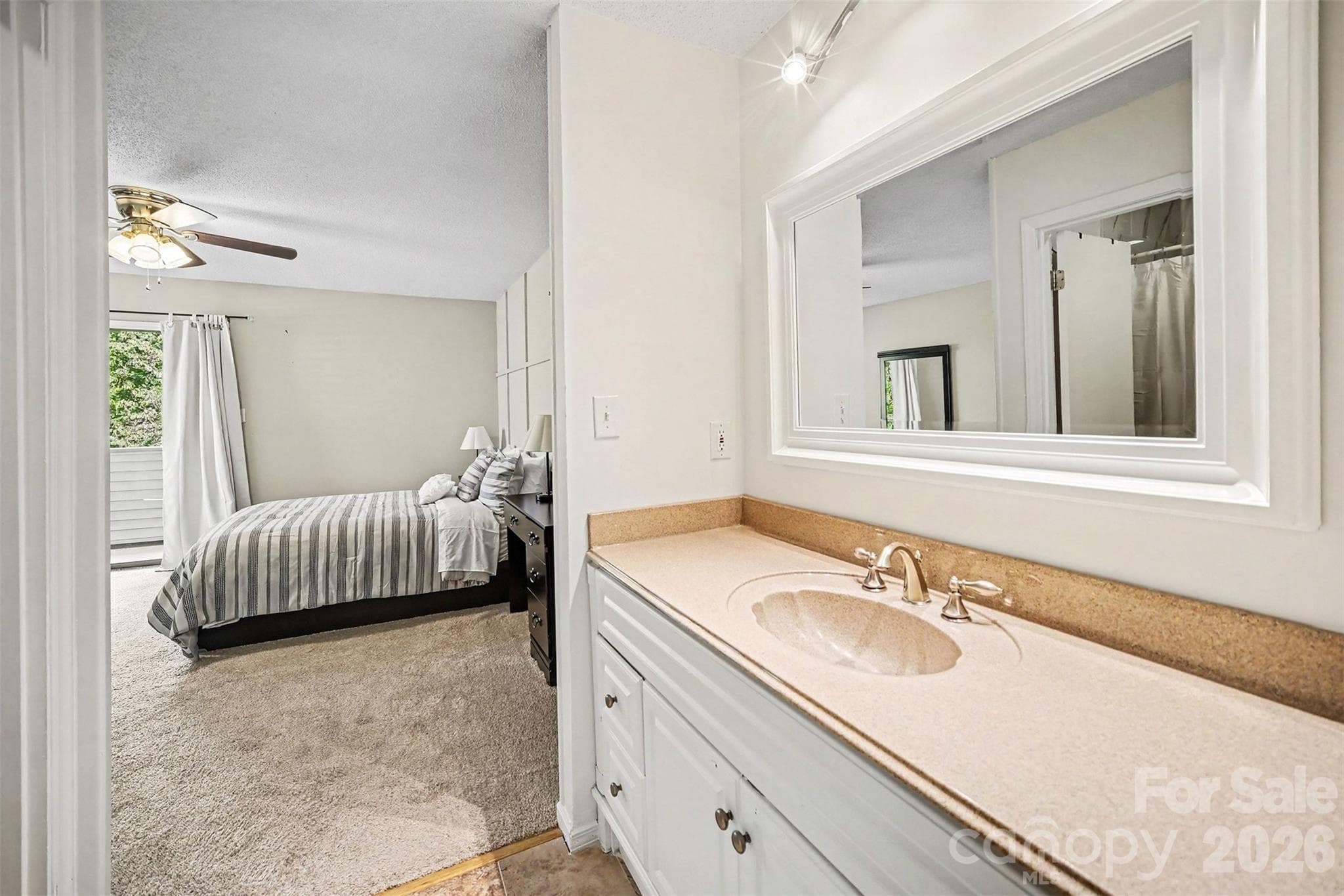 Condominium at 6612 Point Comfort Lane, Charlotte, photo 22 of 34