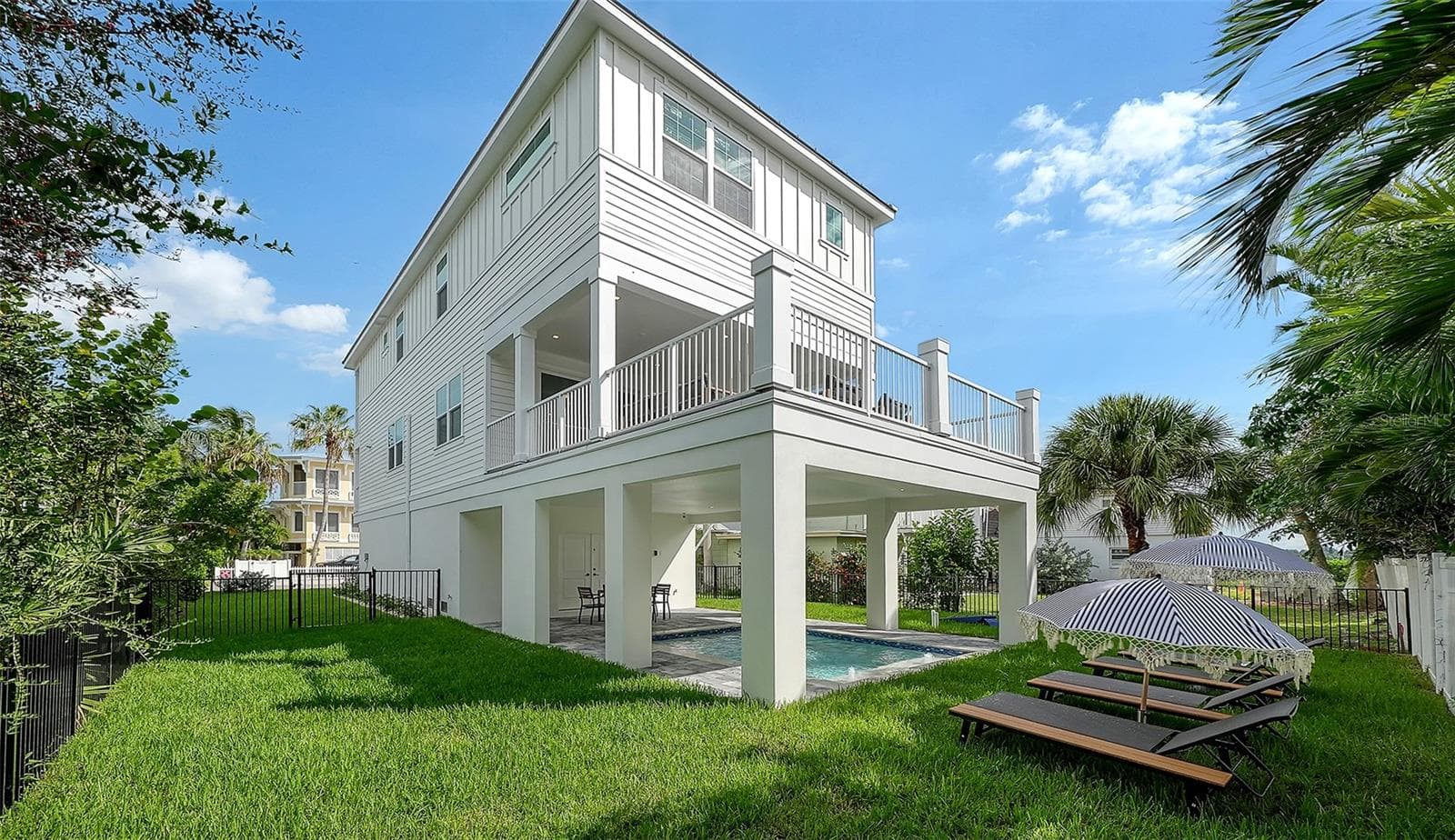 Single Family Residence at 111 4TH ST S, BRADENTON BEACH, photo 66 of 100