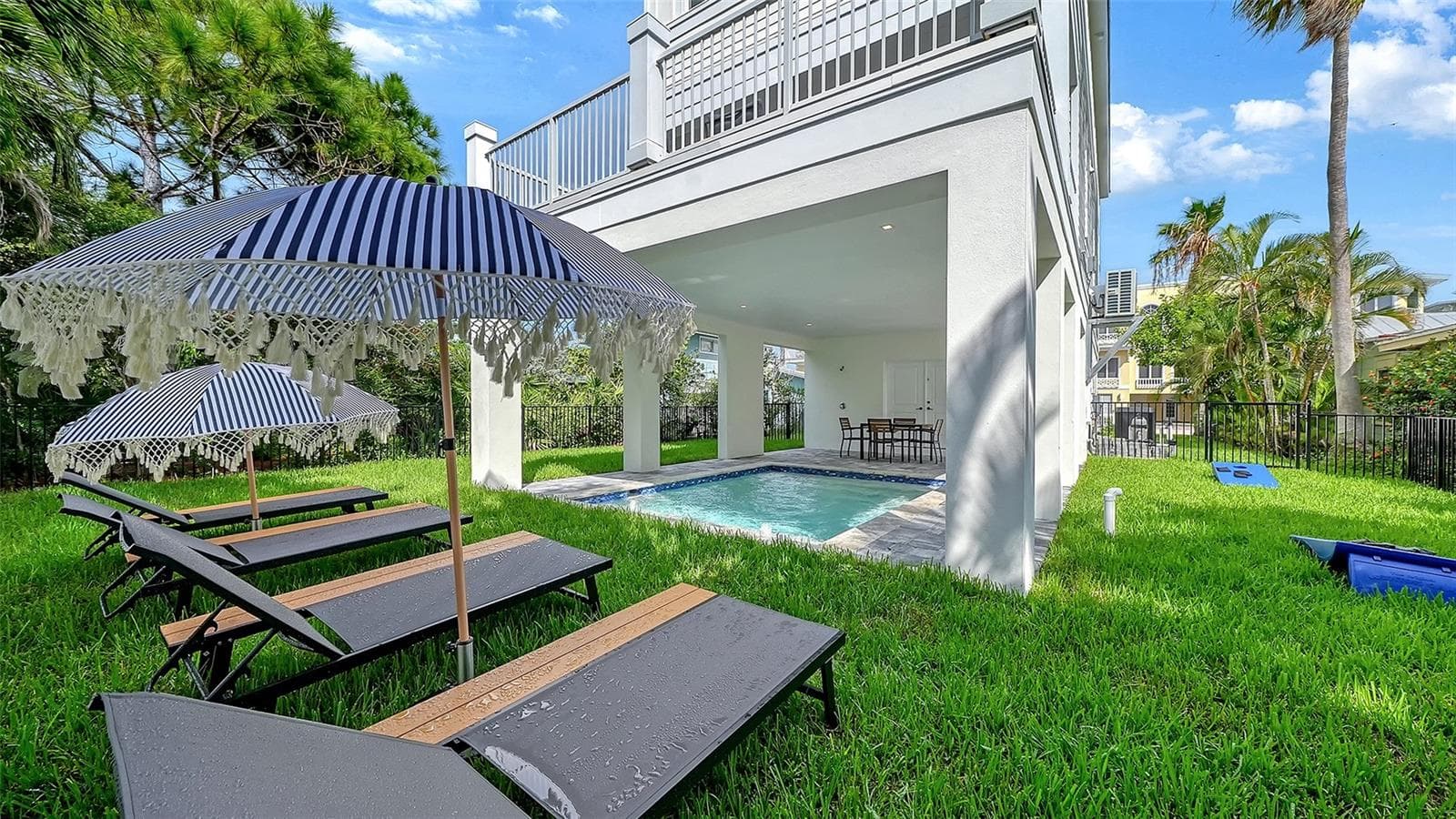 Single Family Residence at 111 4TH ST S, BRADENTON BEACH, photo 67 of 100