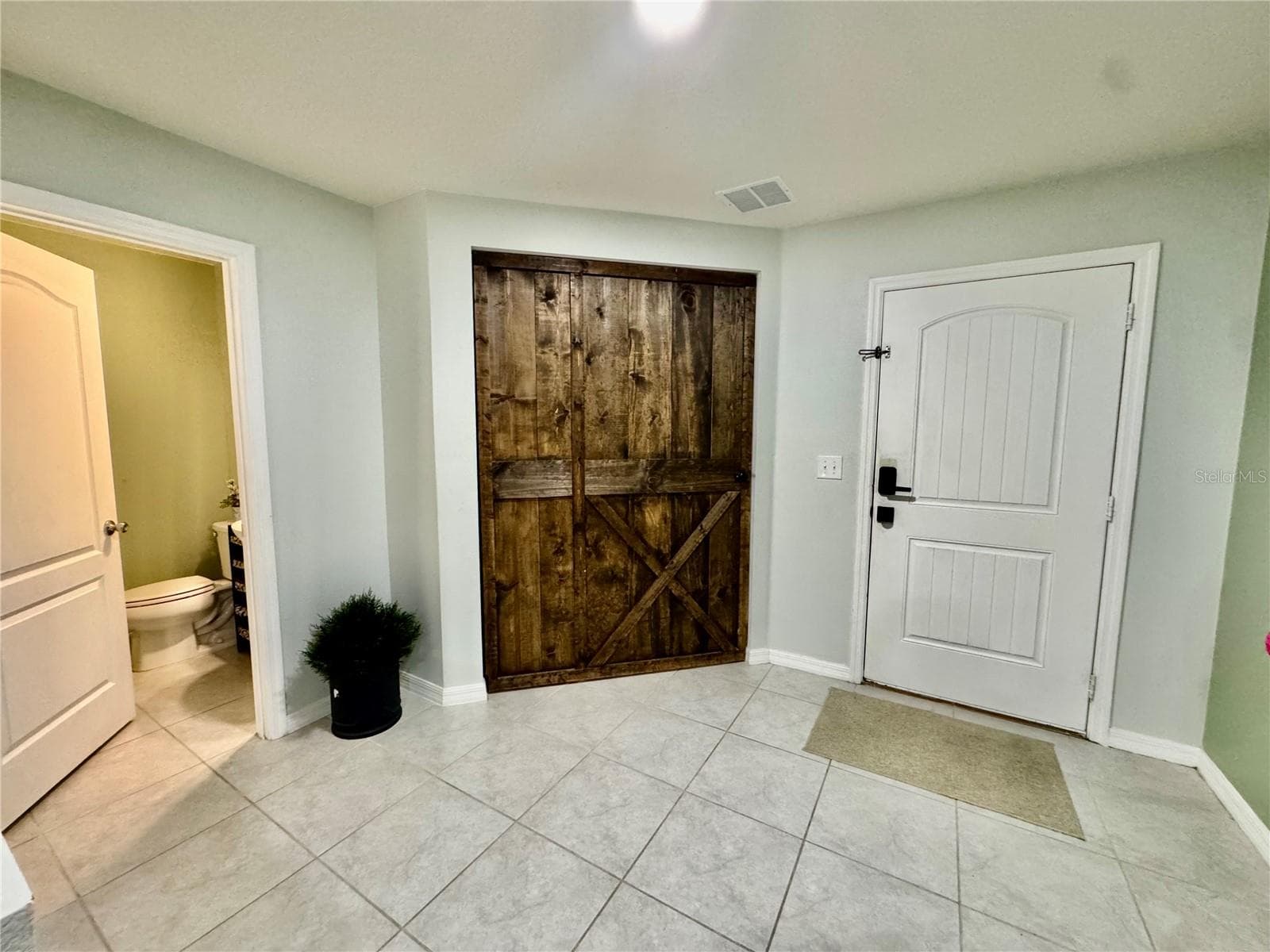 Single Family Residence at 7609 MUSCOVY DR, LAKELAND, photo 5 of 30