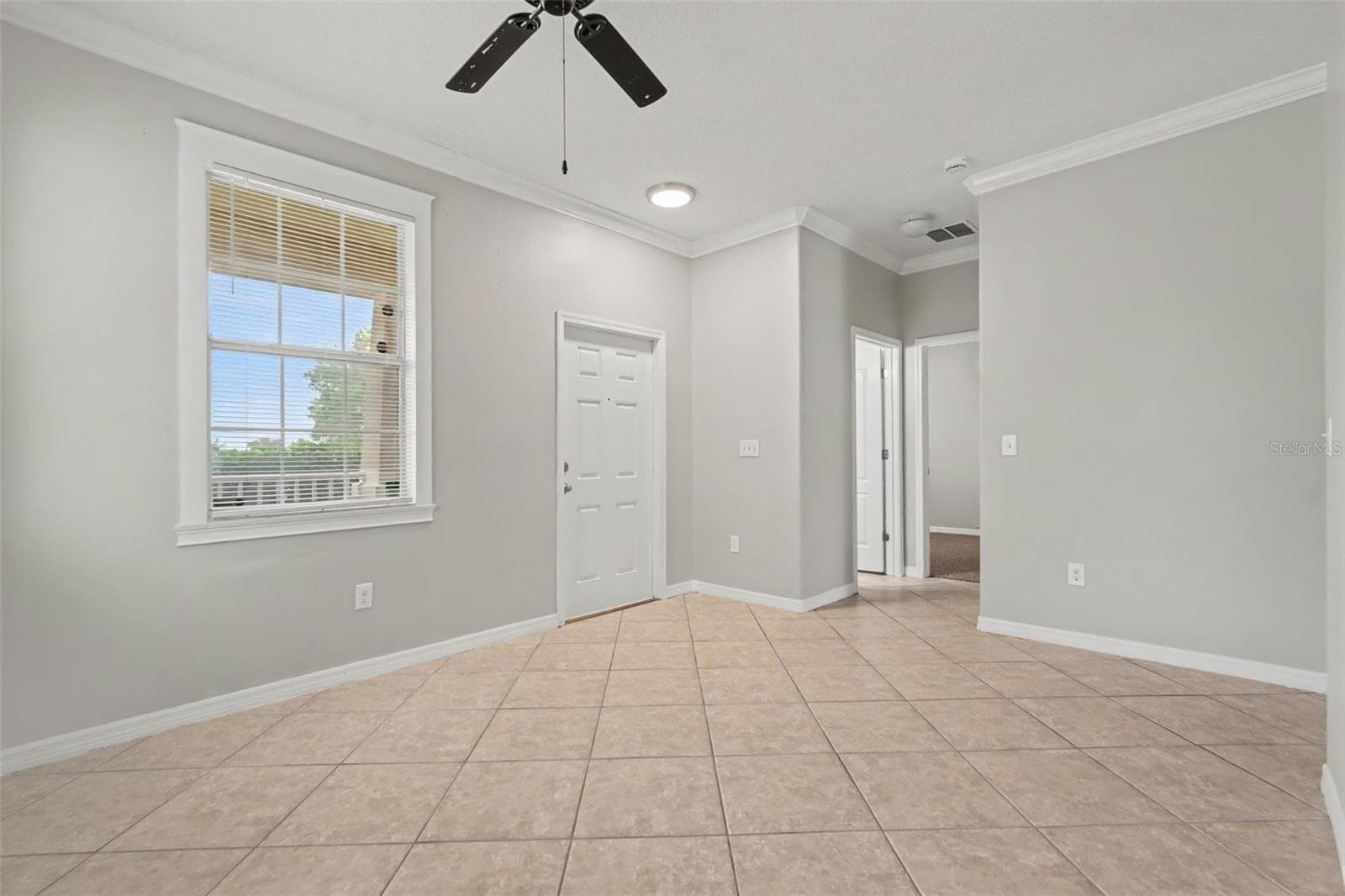 Single Family Residence at 12026 STREAMBED DR, RIVERVIEW, photo 4 of 34