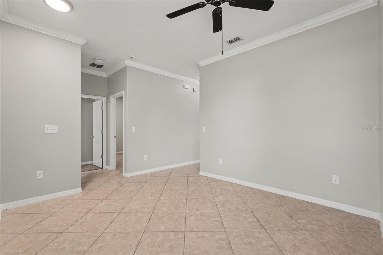 Single Family Residence at 12026 STREAMBED DR, RIVERVIEW, photo 7 of 34