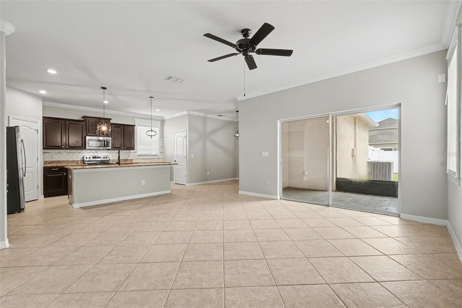 Single Family Residence at 12026 STREAMBED DR, RIVERVIEW, photo 11 of 34