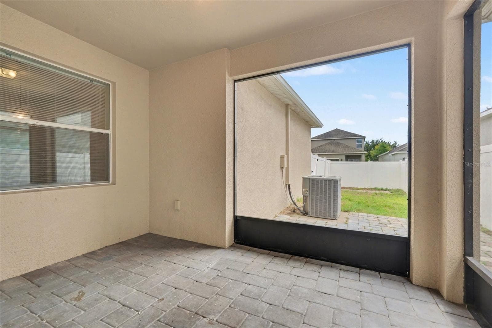 Single Family Residence at 12026 STREAMBED DR, RIVERVIEW, photo 32 of 34