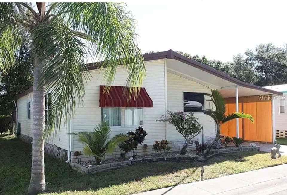 Manufactured Home at 1001 STARKEY RD #468, LARGO, photo 3 of 32