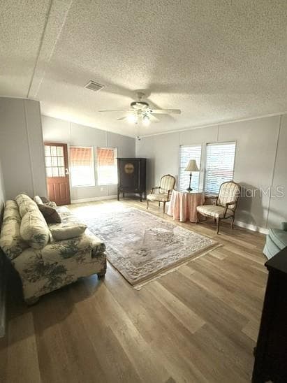 Manufactured Home at 1001 STARKEY RD #468, LARGO, photo 6 of 32