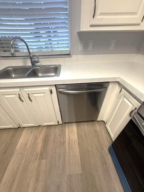 Manufactured Home at 1001 STARKEY RD #468, LARGO, photo 8 of 32