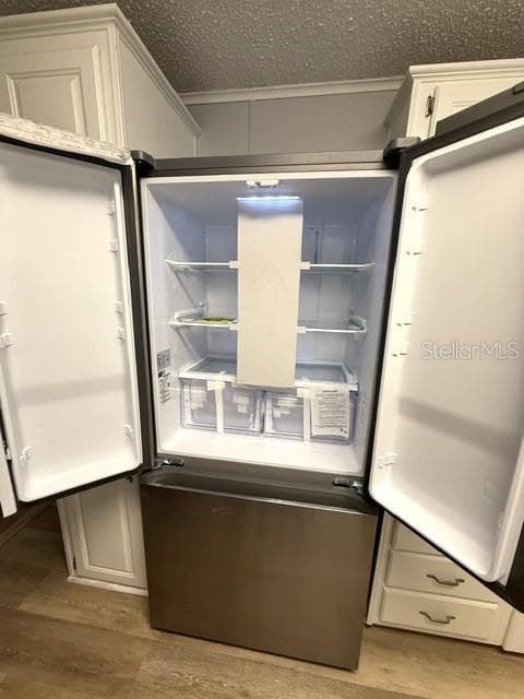 Manufactured Home at 1001 STARKEY RD #468, LARGO, photo 10 of 32