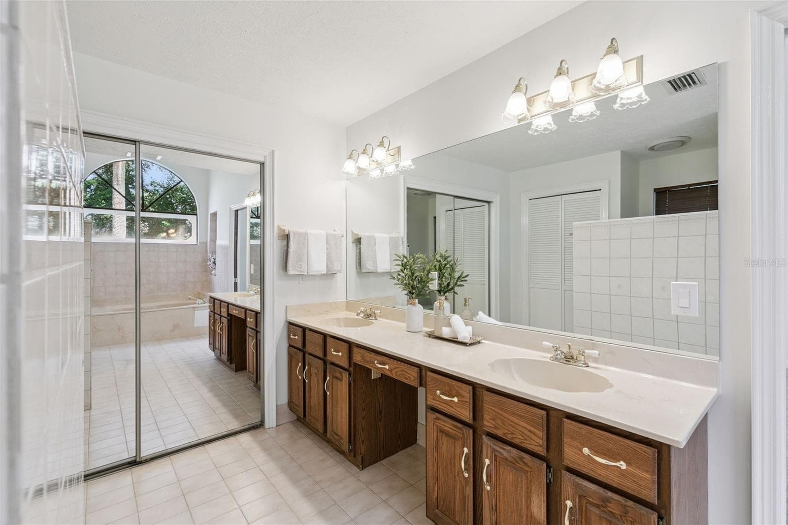 Single Family Residence at 1375 BRISTOL PARK PL, LAKE MARY, photo 25 of 62