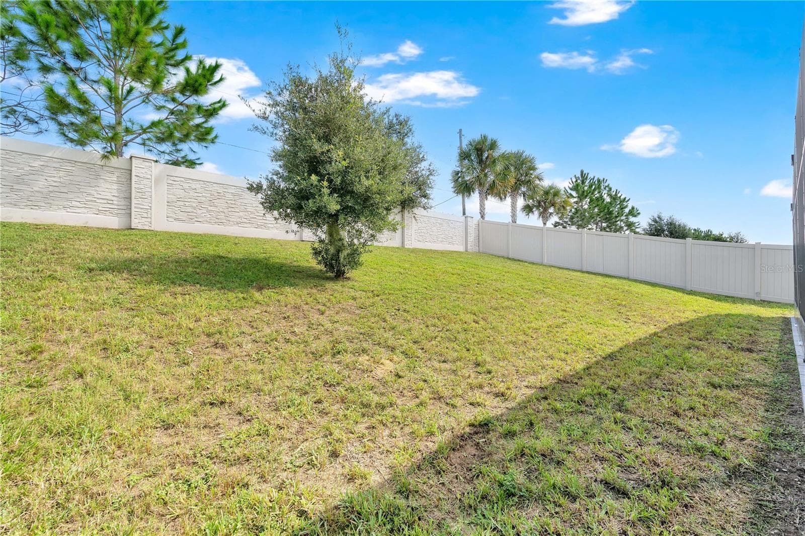 Single Family Residence at 961 LAKESIDE ESTATES DR, APOPKA, photo 31 of 37