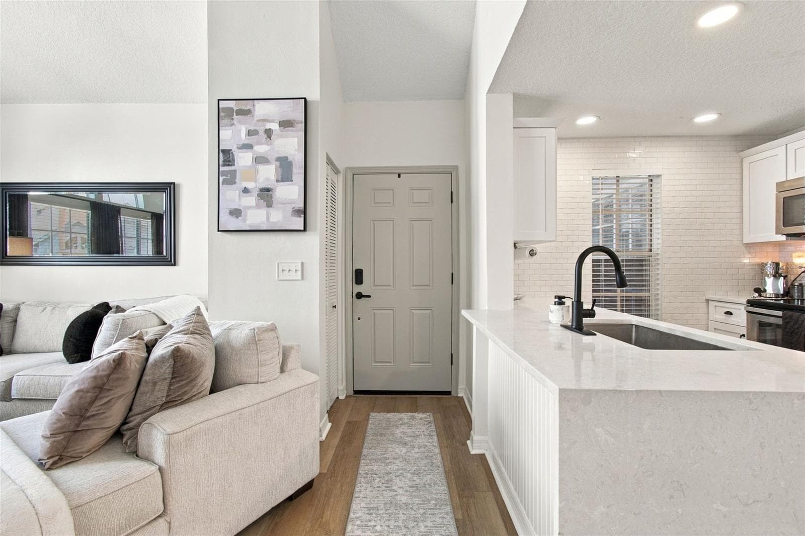 Condominium at 12233 ARMENIA GABLES CIR #12233, TAMPA, photo 16 of 43