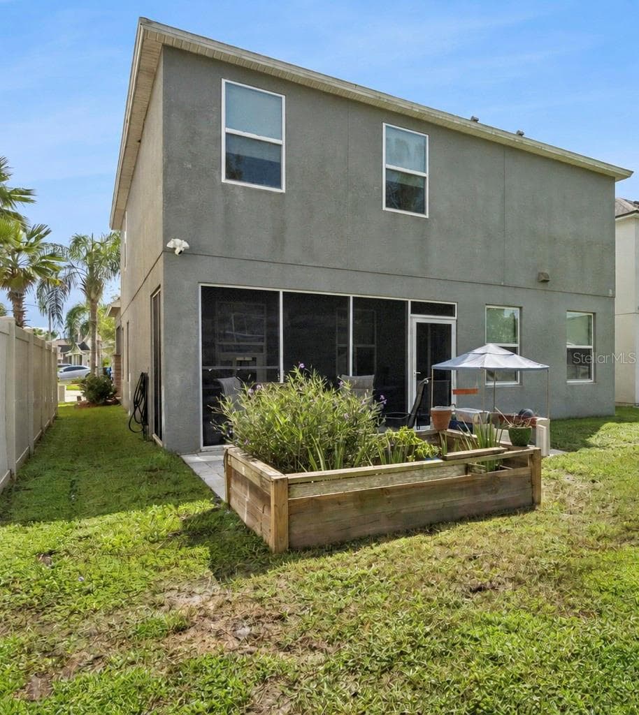 Rear Patio and Garden - 2815 MONTICELLO WAY, KISSIMMEE