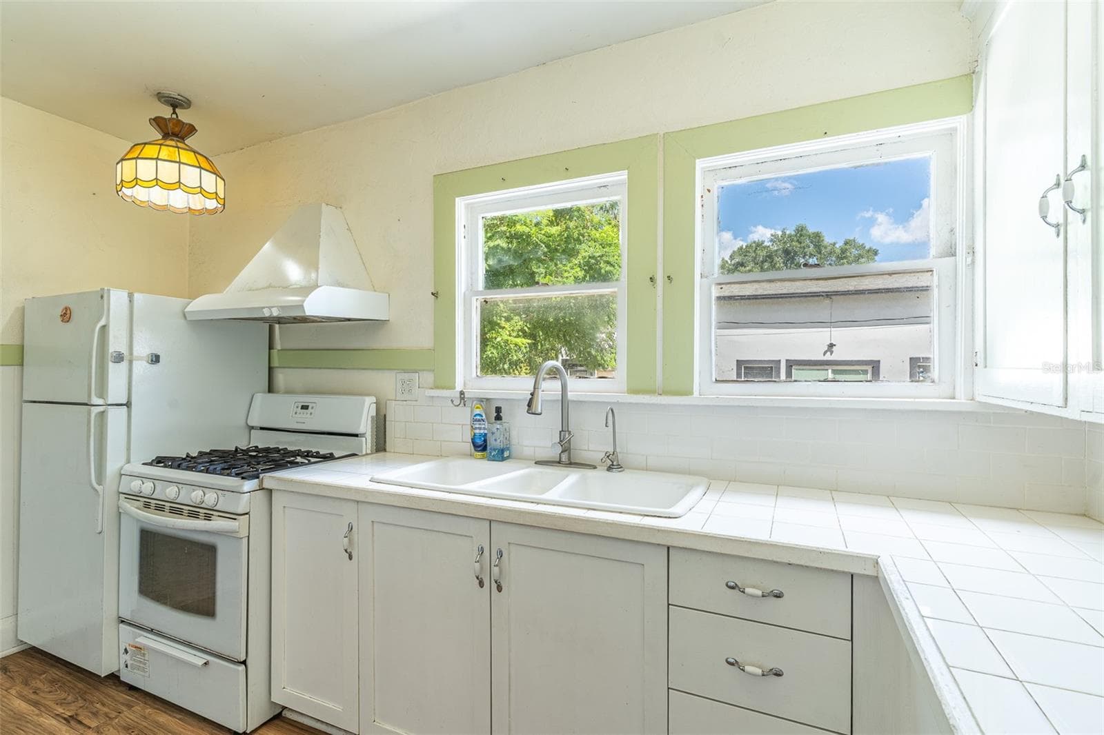 Single Family Residence at 528 S 8TH ST, LAKE WALES, photo 9 of 45