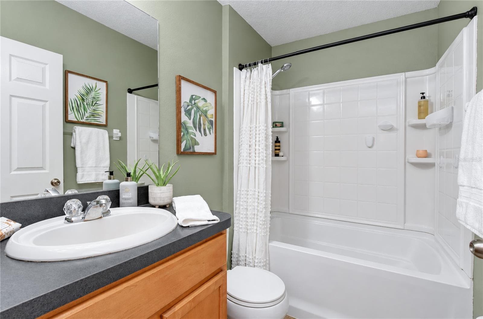 Single Family Residence at 13816 CADEN GLEN DR, HUDSON, photo 23 of 43