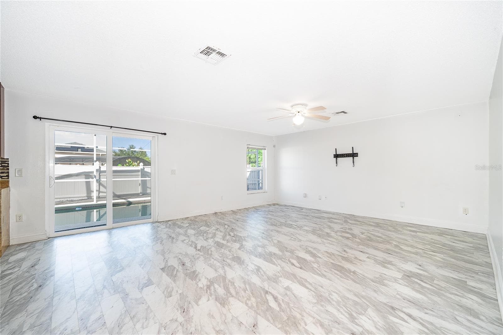 Single Family Residence at 3102 HOLLAND DR, ORLANDO, photo 5 of 34