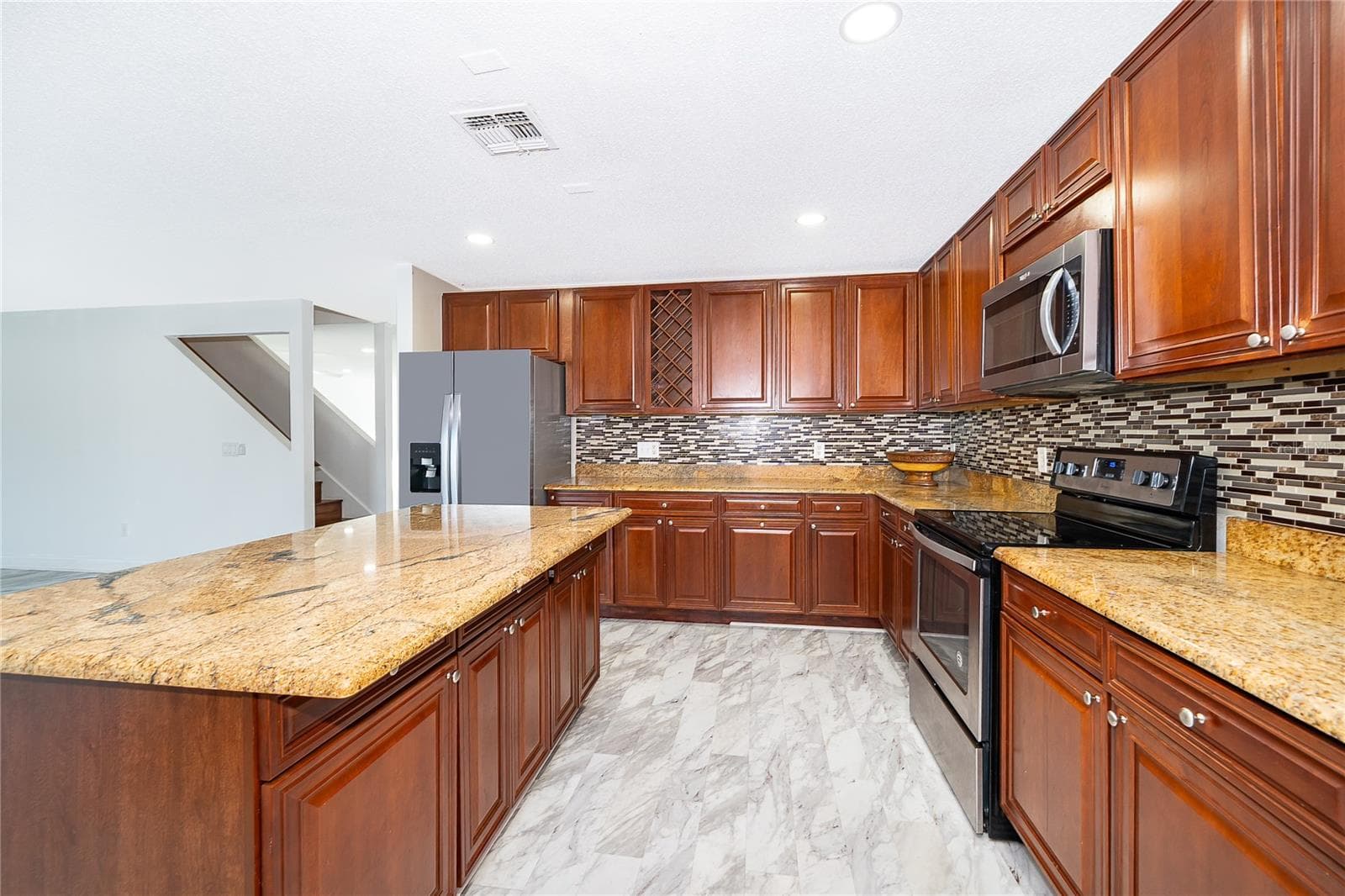 Single Family Residence at 3102 HOLLAND DR, ORLANDO, photo 10 of 34
