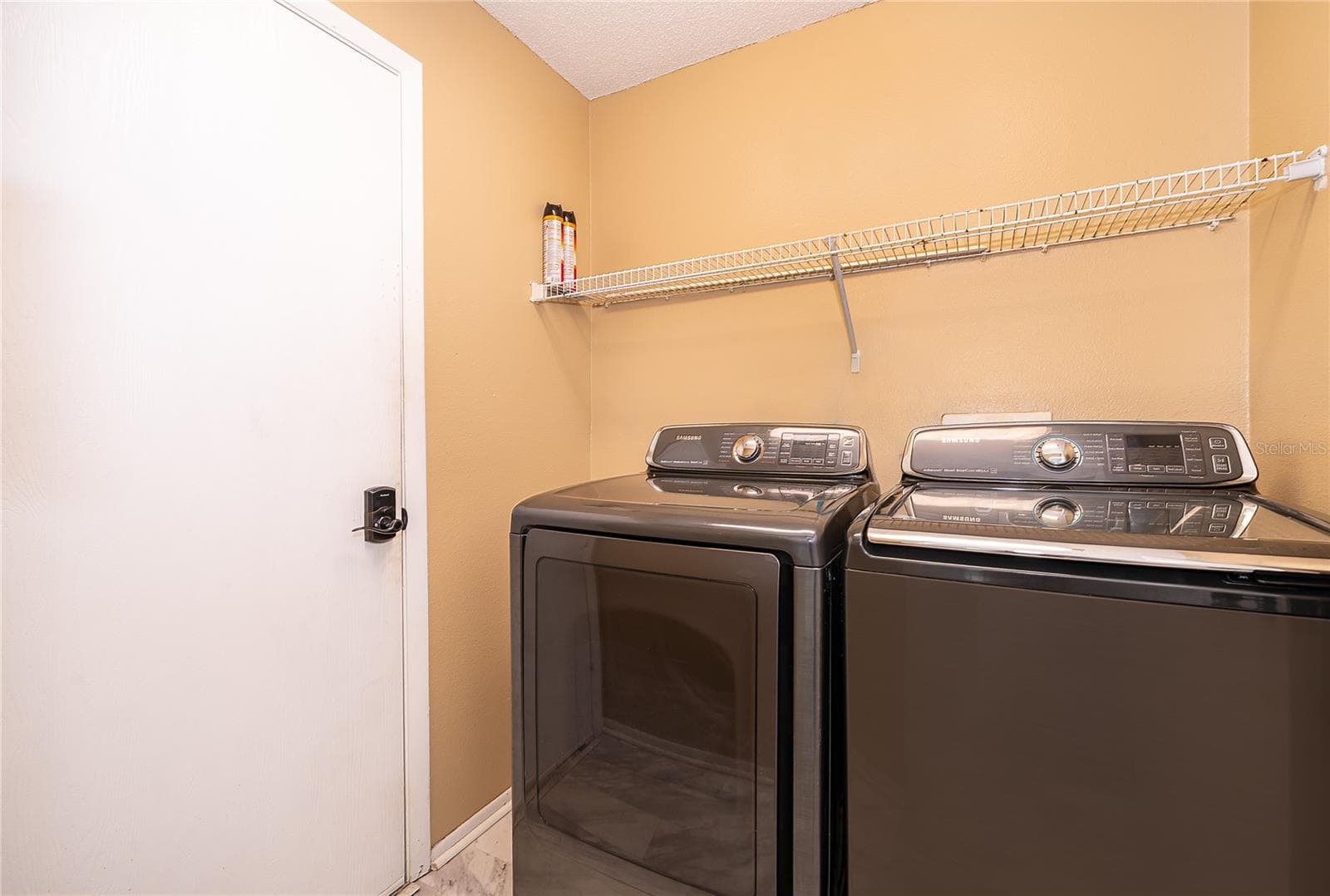 Single Family Residence at 3102 HOLLAND DR, ORLANDO, photo 11 of 34