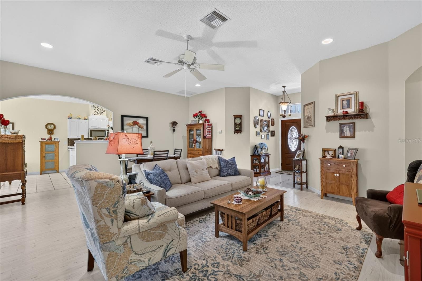 Single Family Residence at 5138 AURORA DR, LEESBURG, photo 11 of 52