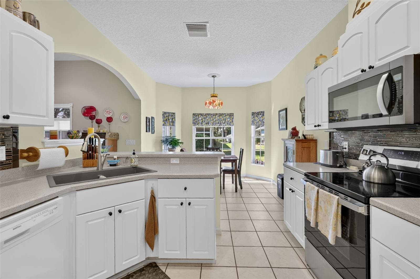 Single Family Residence at 5138 AURORA DR, LEESBURG, photo 19 of 52