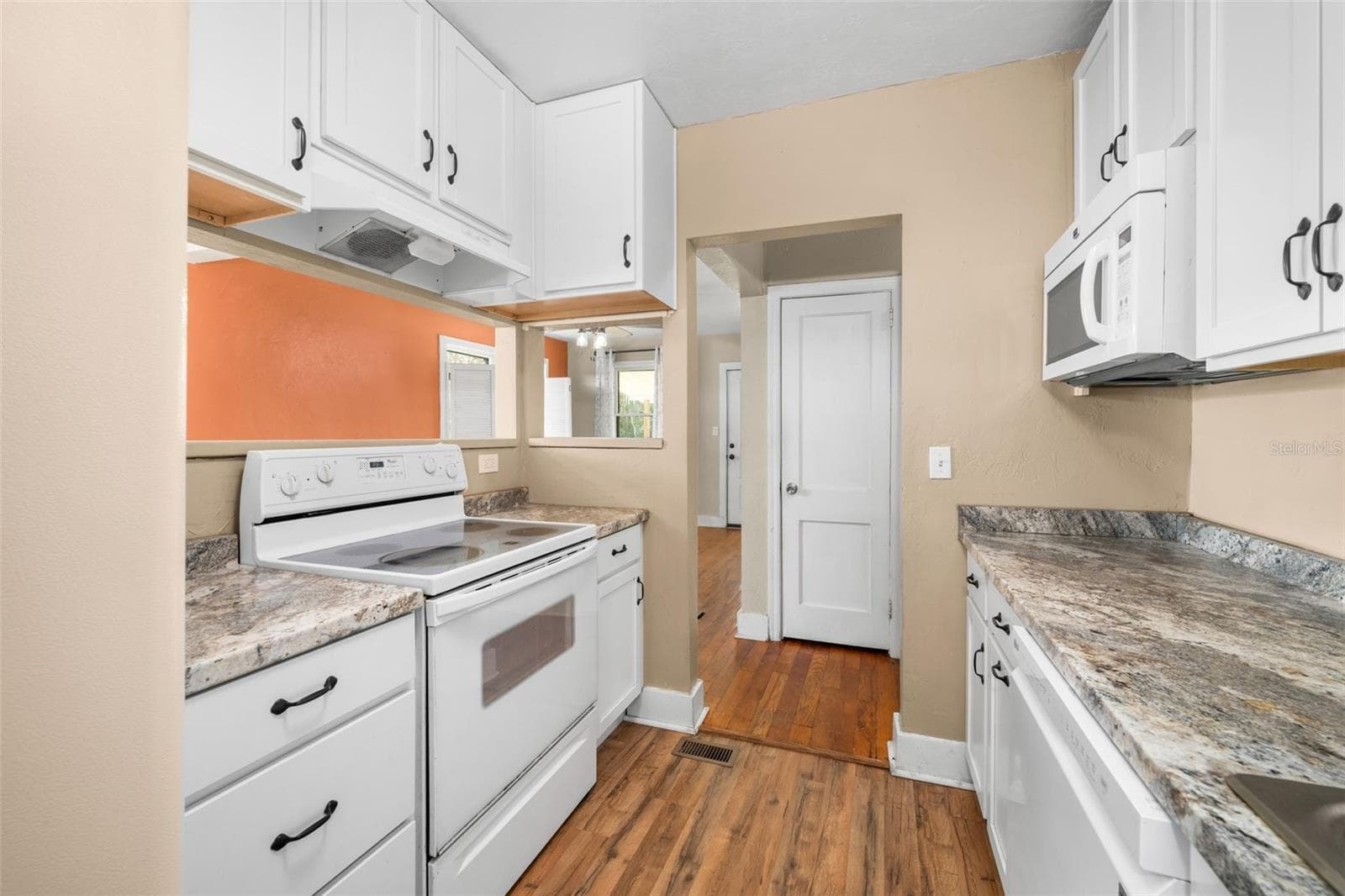Single Family Residence at 24506 SW 4TH AVE, NEWBERRY, photo 11 of 50