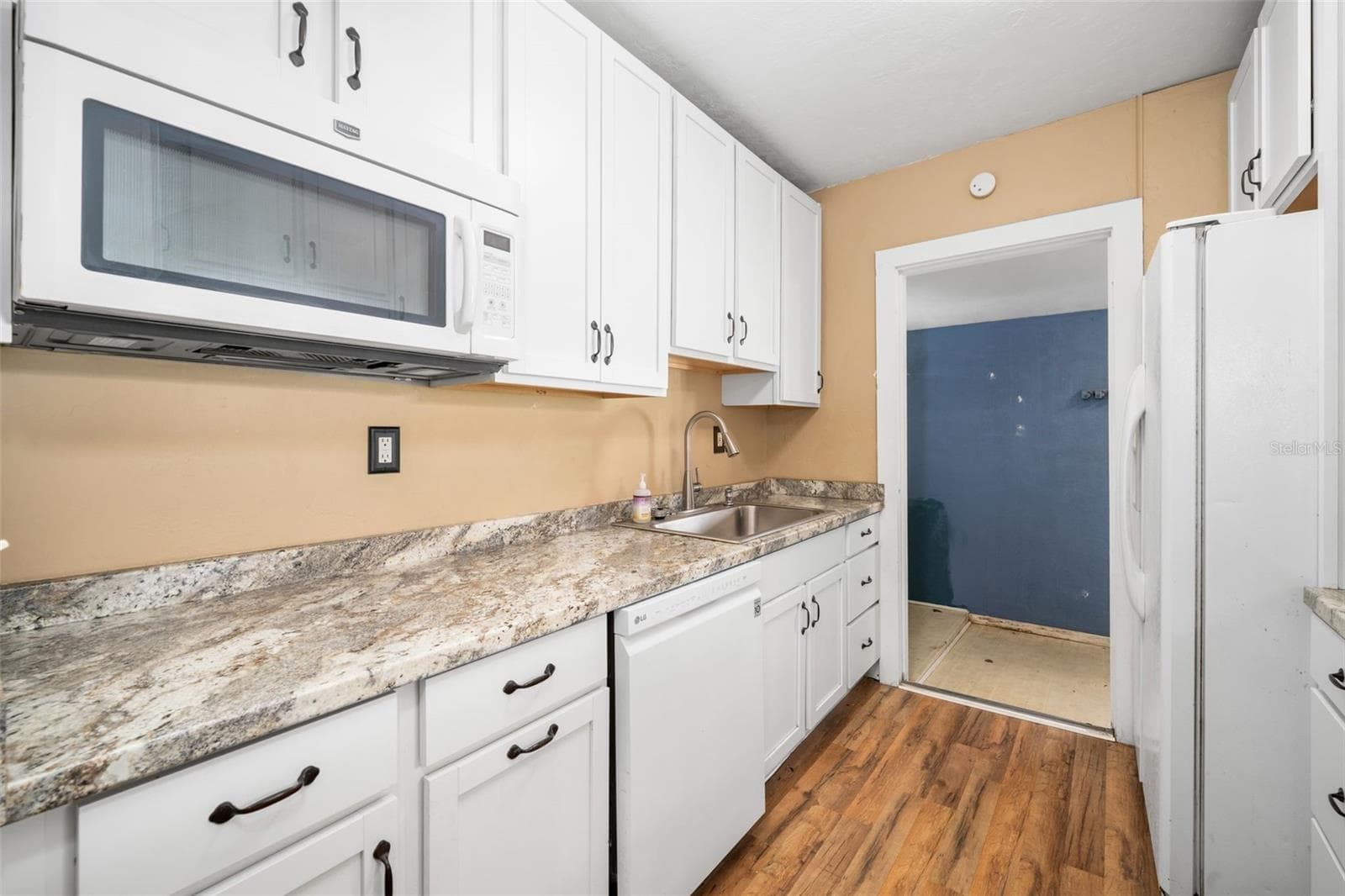 Single Family Residence at 24506 SW 4TH AVE, NEWBERRY, photo 12 of 50