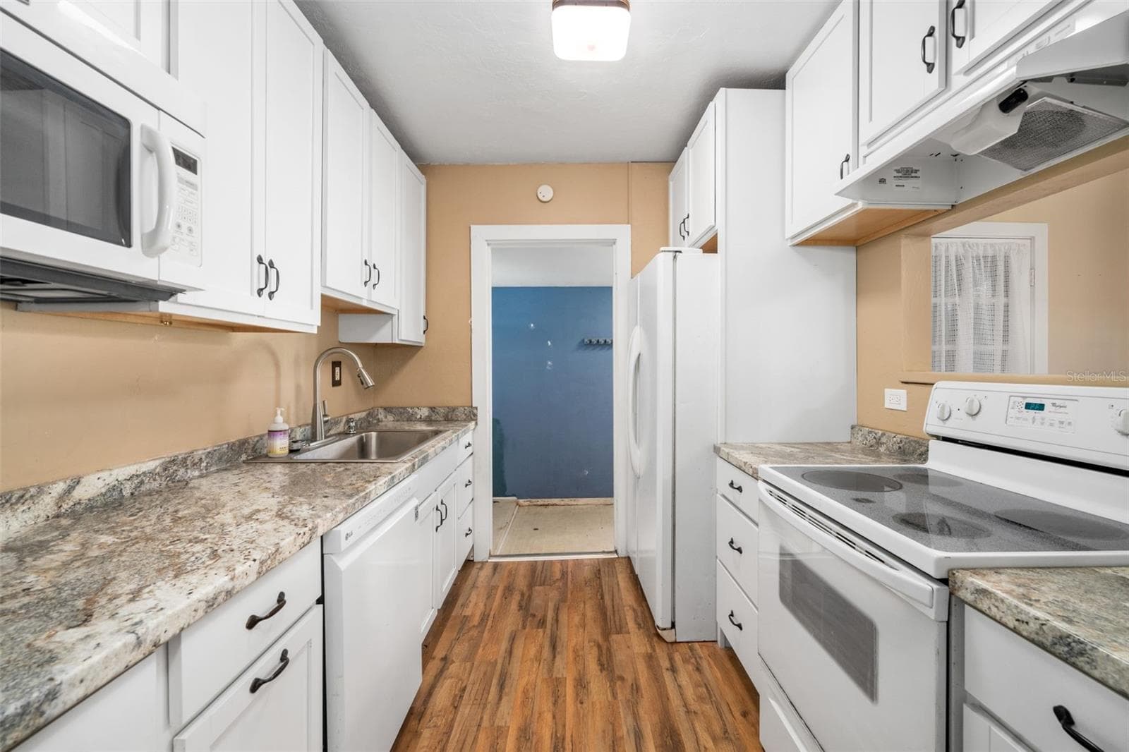 Single Family Residence at 24506 SW 4TH AVE, NEWBERRY, photo 13 of 50