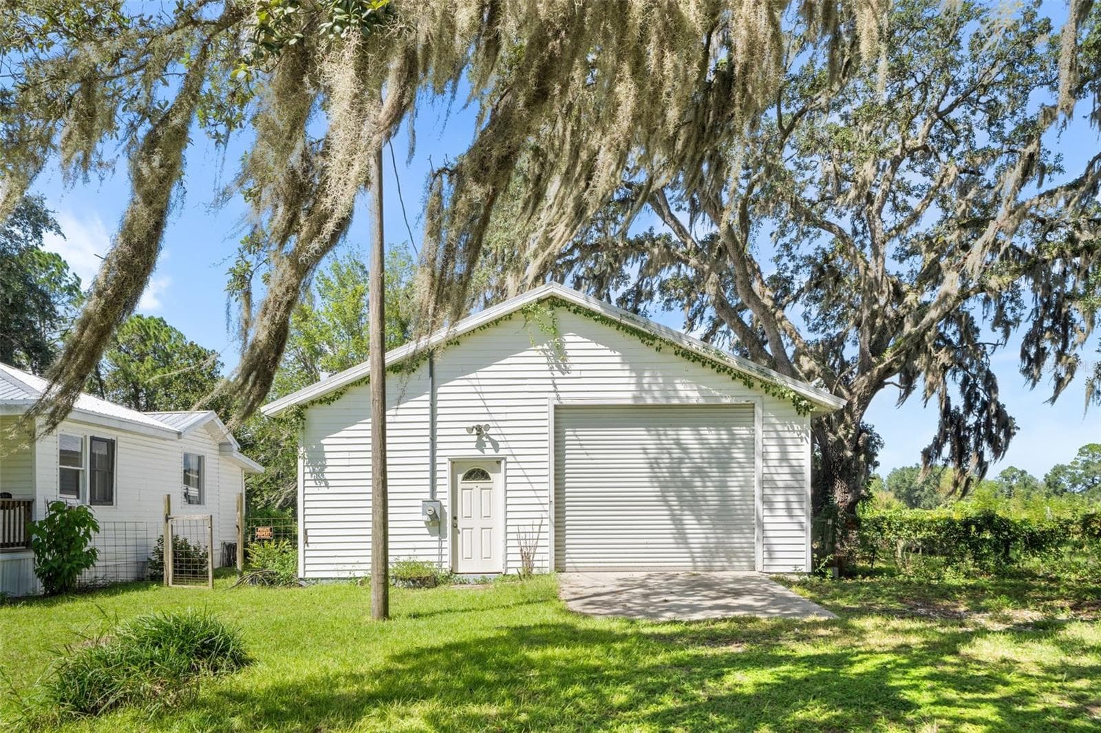 Single Family Residence at 24506 SW 4TH AVE, NEWBERRY, photo 24 of 50