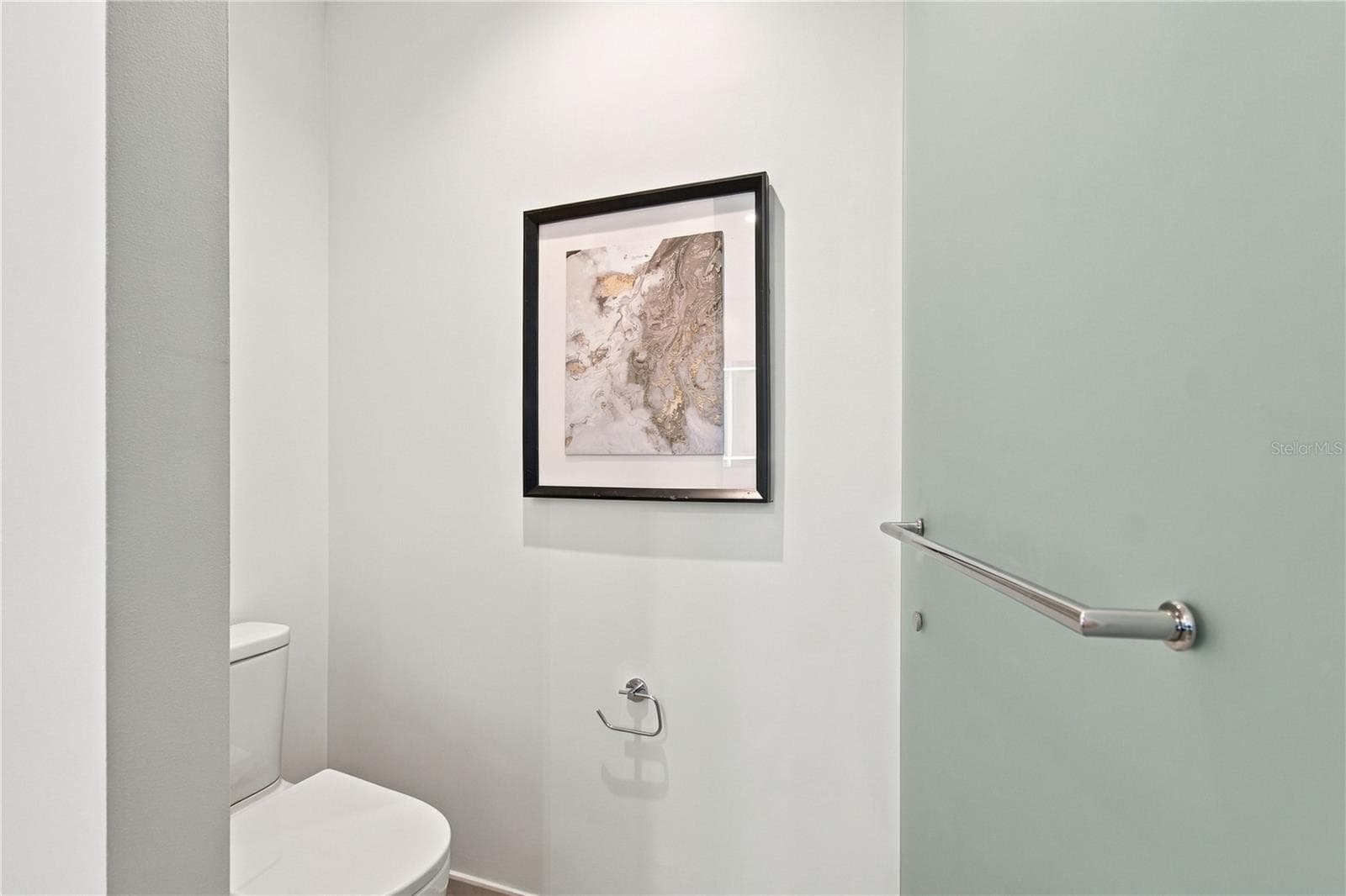 Primary bath combines contemporary finishes with extensive custom upgrades - 400 CENTRAL AVE #2505, ST PETERSBURG