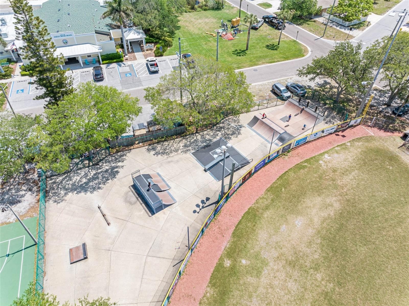IRB Skateboard park - 2700 GULF BLVD #2, INDIAN ROCKS BEACH