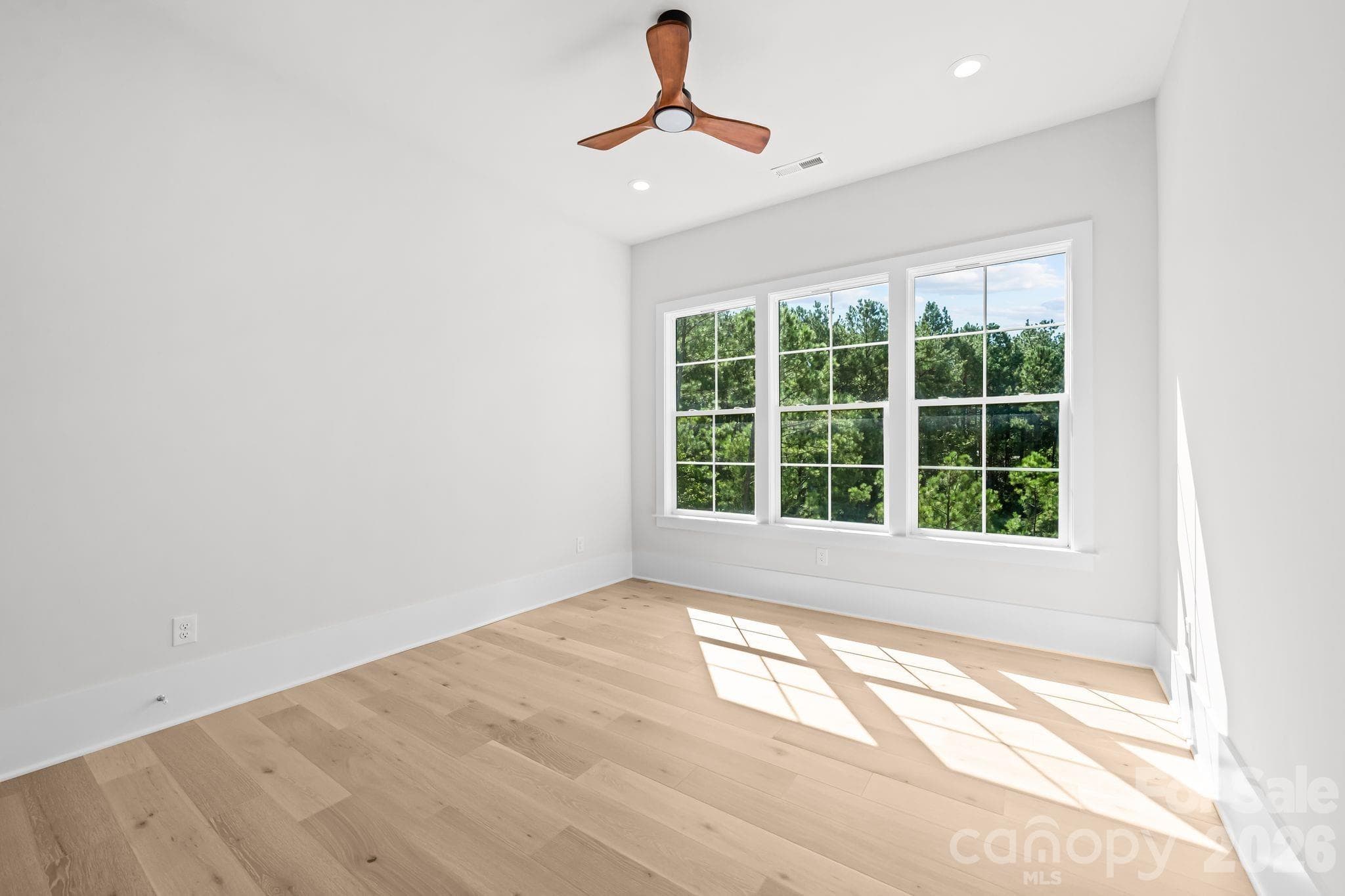 Single Family Residence at 3210 Sherman Drive, Lancaster, photo 37 of 48