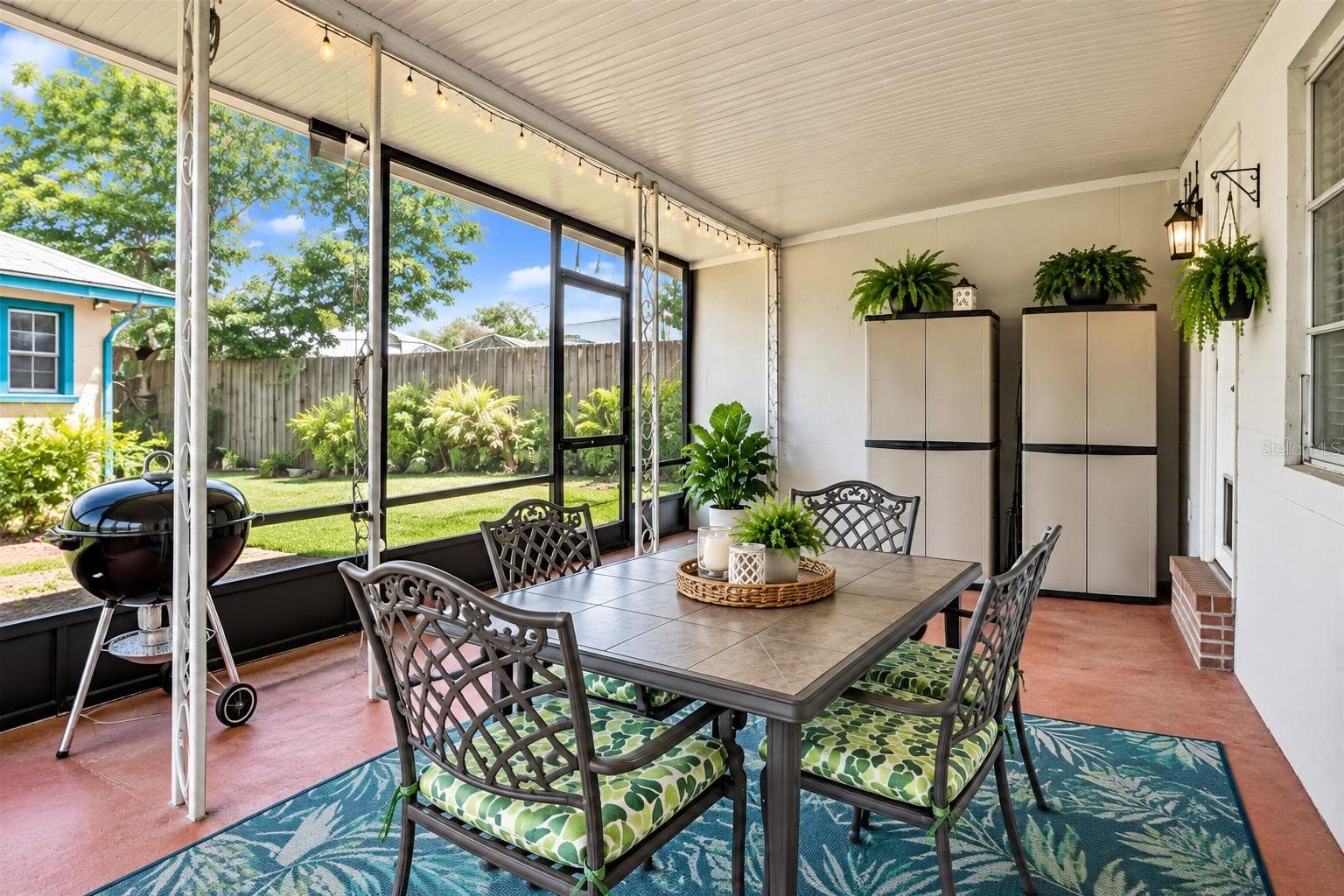 Interior View of Rear Screened Patio/Lanai - 1840 N POWERS DR, ORLANDO