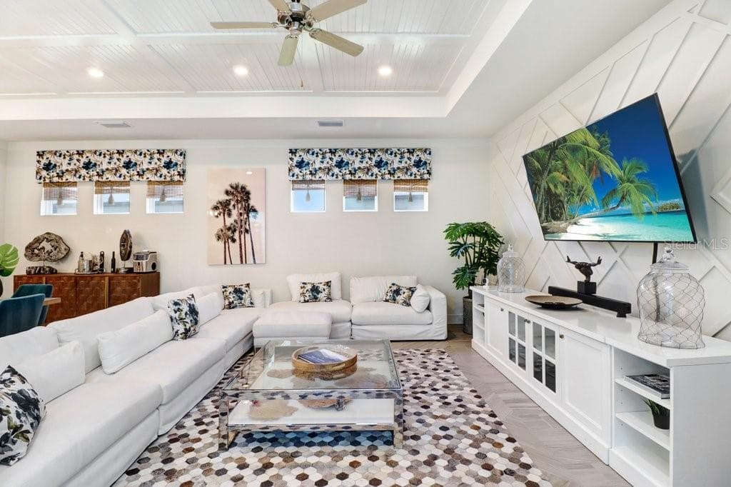 Single Family Residence at 9260 SANDERS TREE LOOP, WESLEY CHAPEL, photo 19 of 58