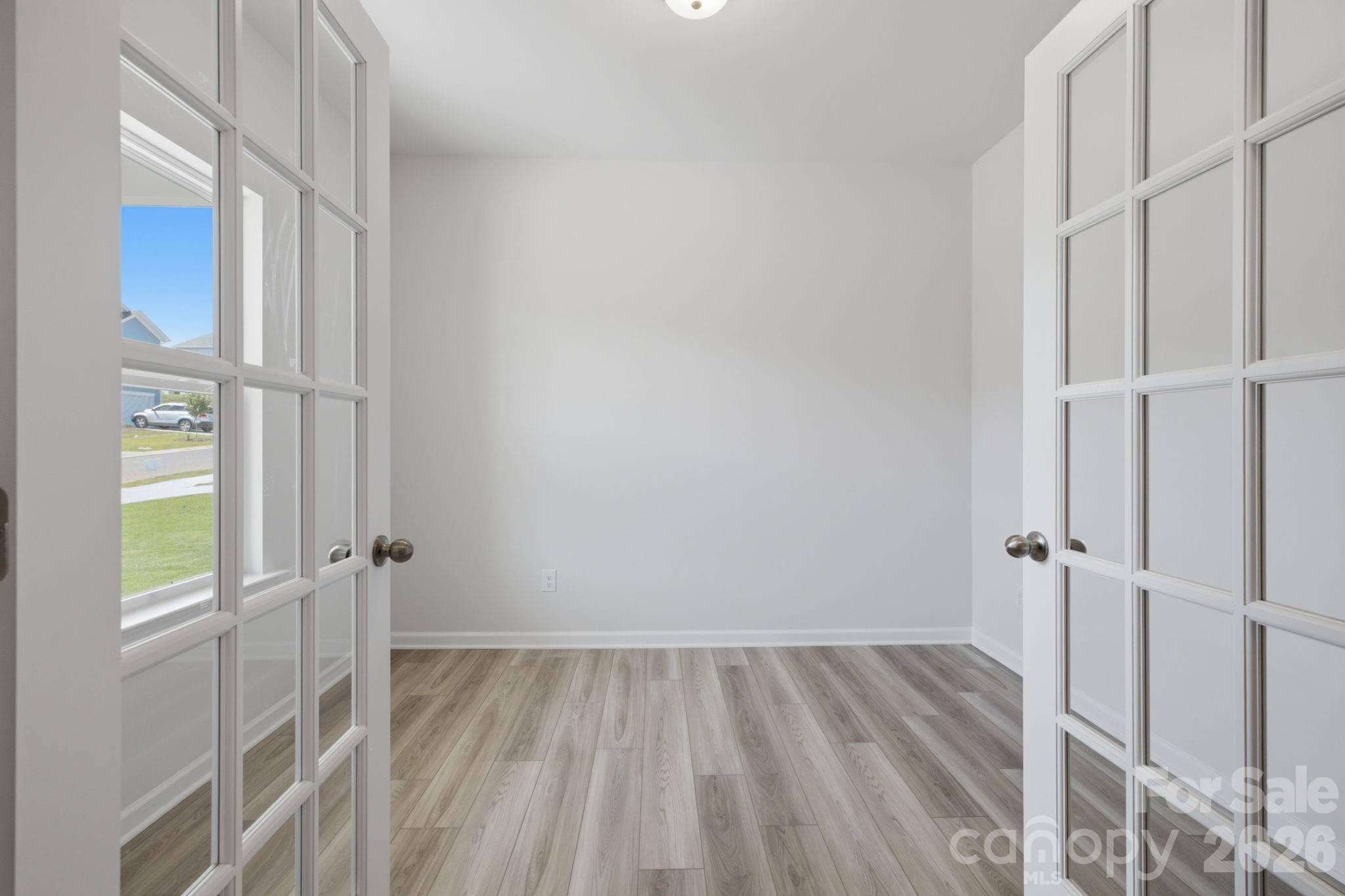 Single Family Residence at 2327 Painted Trail, Catawba, photo 15 of 33