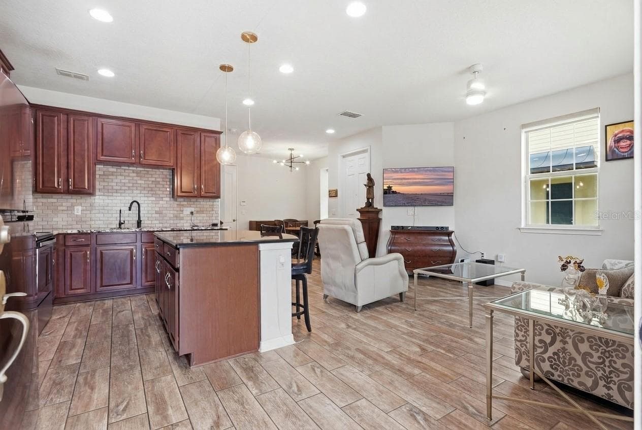 Townhouse at 14356 SWANLEY ST, ORLANDO, photo 8 of 59