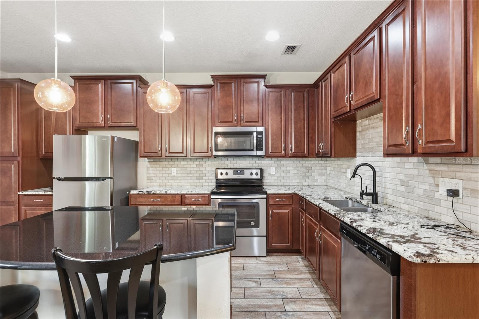 Townhouse at 14356 SWANLEY ST, ORLANDO, photo 11 of 59