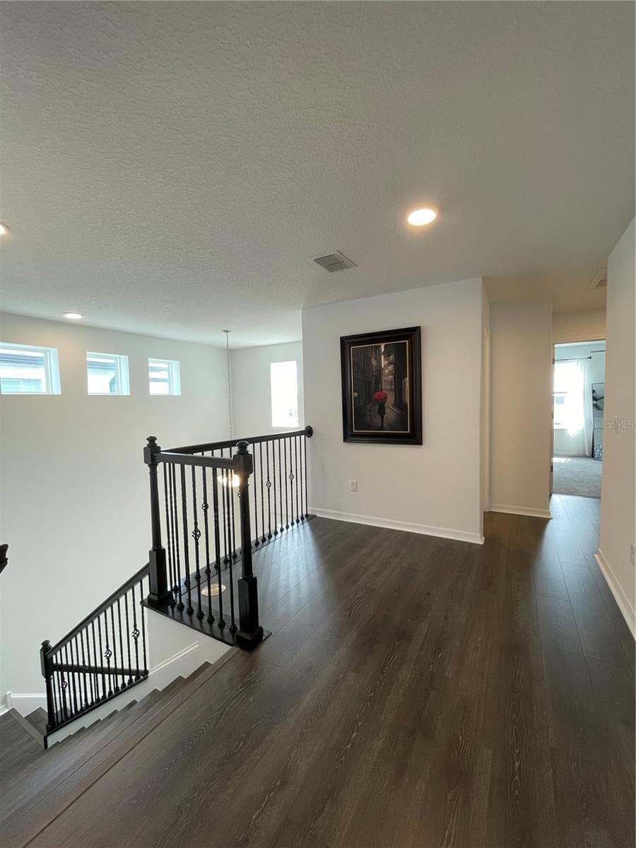 Single Family Residence at 7491 NOTCHED PINE BND, WESLEY CHAPEL, photo 20 of 37