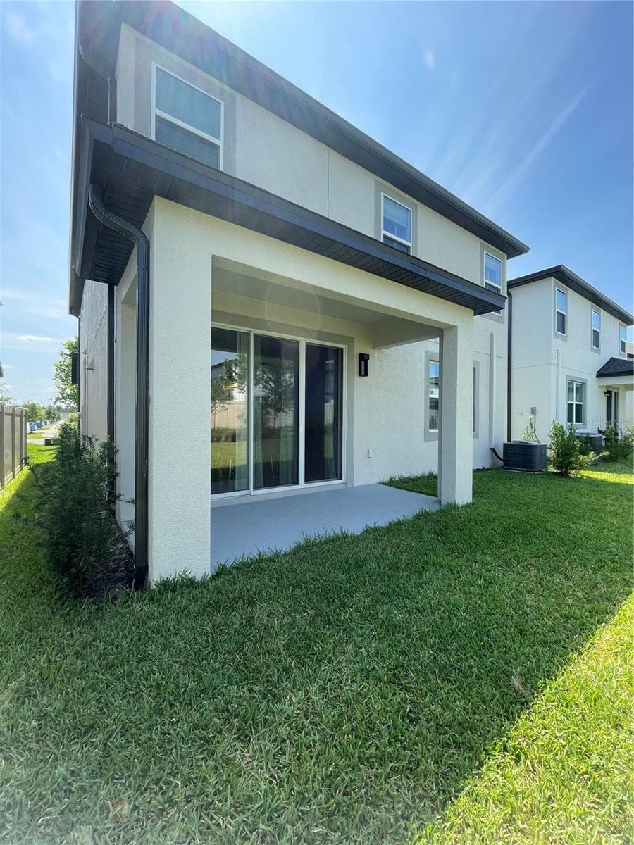 Single Family Residence at 7491 NOTCHED PINE BND, WESLEY CHAPEL, photo 31 of 37