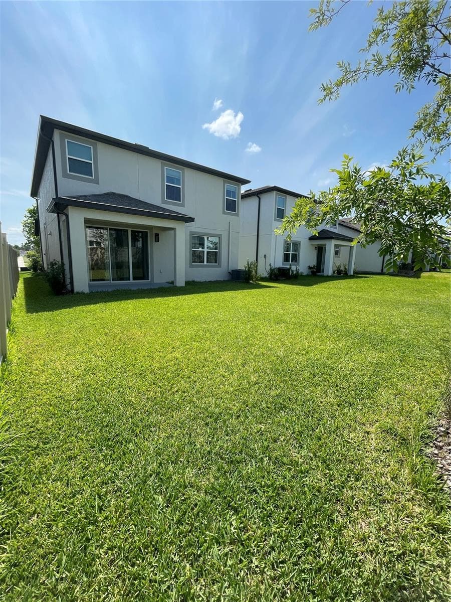 Single Family Residence at 7491 NOTCHED PINE BND, WESLEY CHAPEL, photo 33 of 37