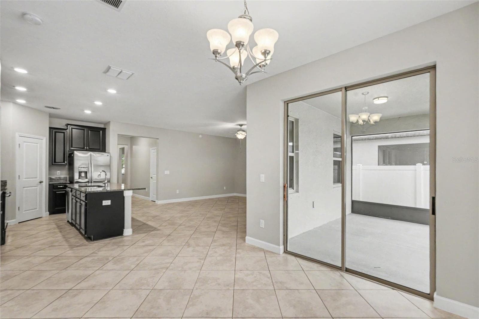 Single Family Residence at 13220 ORCA SOUND DR, RIVERVIEW, photo 3 of 19