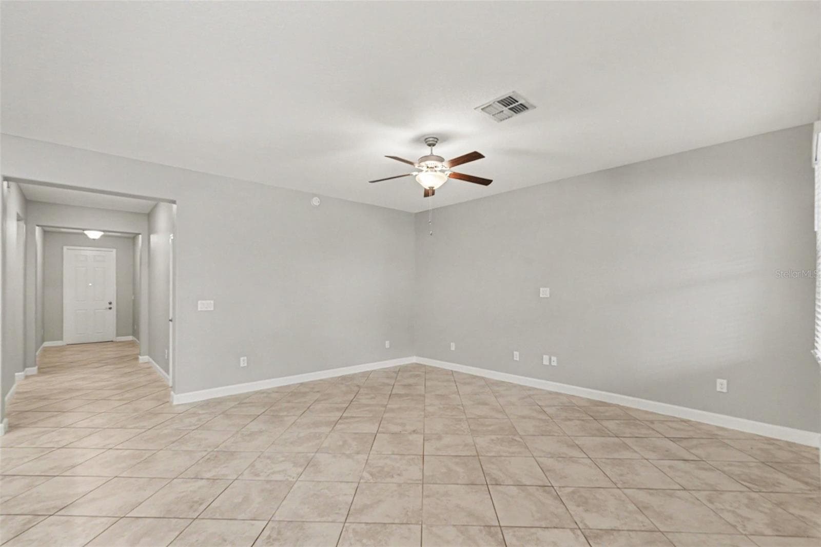 Single Family Residence at 13220 ORCA SOUND DR, RIVERVIEW, photo 14 of 19
