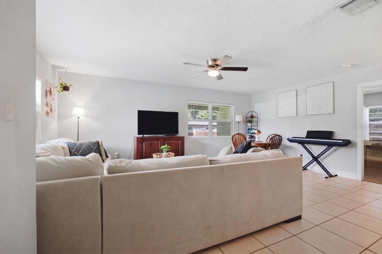 Welcome! - 345 CANNON ST, LAKELAND