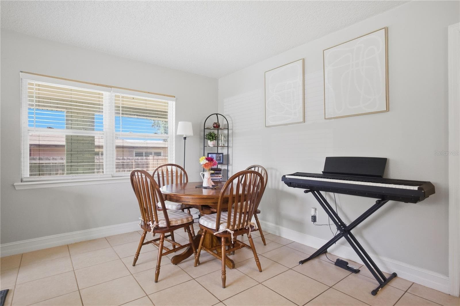 Single Family Residence at 345 CANNON ST, LAKELAND, photo 9 of 37